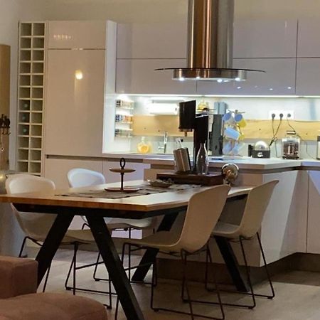 Stadtvilla Intzeplatz - Apartment Borkum Remscheid Esterno foto