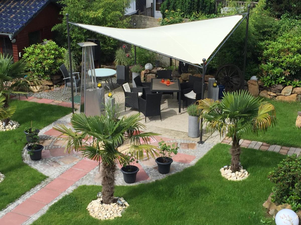 Stadtvilla Intzeplatz - Apartment Borkum Remscheid Esterno foto