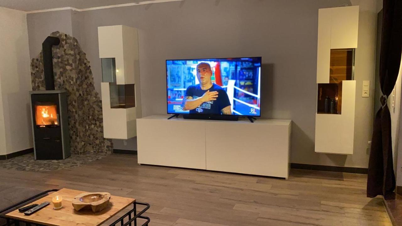 Stadtvilla Intzeplatz - Apartment Borkum Remscheid Esterno foto