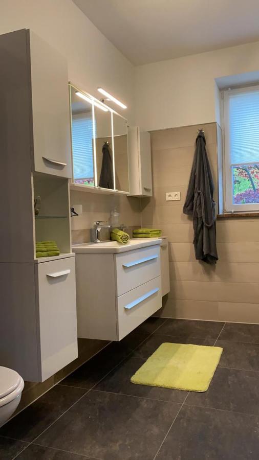 Stadtvilla Intzeplatz - Apartment Borkum Remscheid Esterno foto