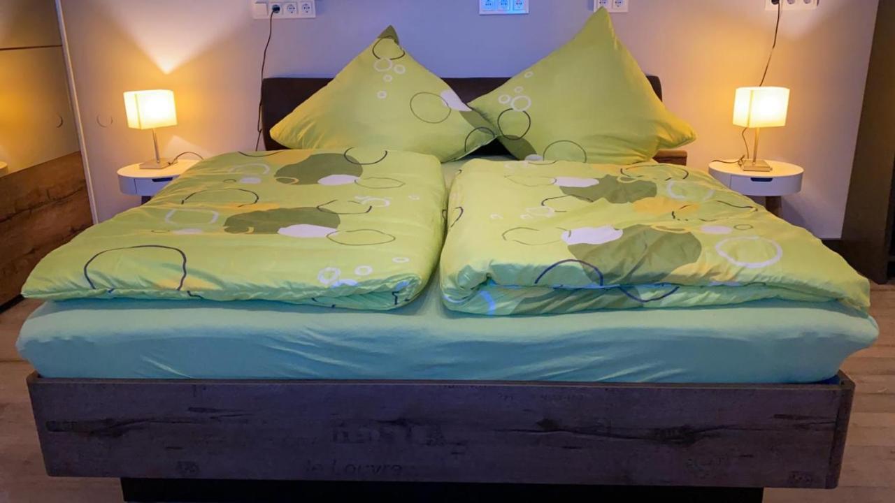 Stadtvilla Intzeplatz - Apartment Borkum Remscheid Esterno foto